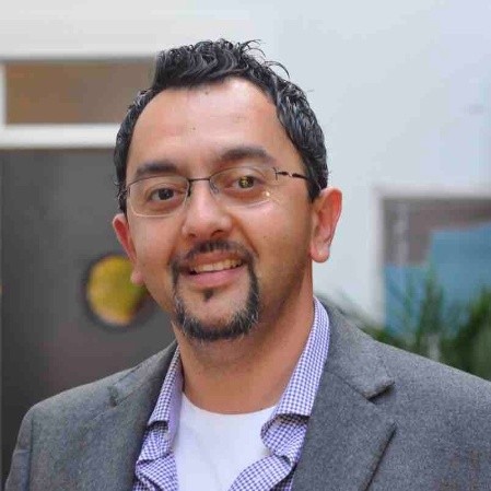 Omar Alwarid, Senior Director Operations Finance, at Apple